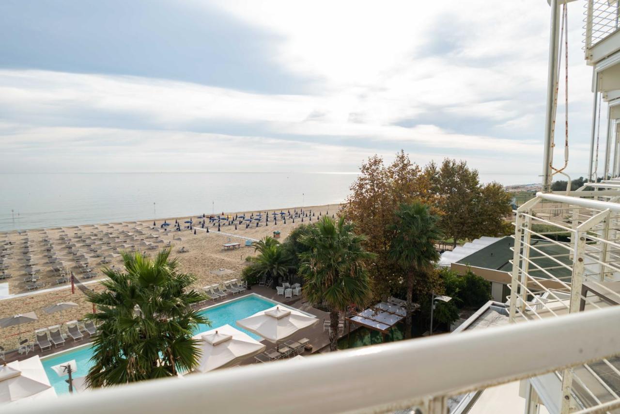 Hotel Abruzzo Marina Silvi Marina Eksteriør bilde